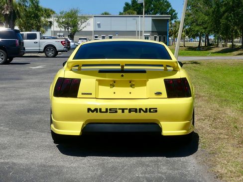 Used 2001 Ford Mustang GT RWD image 20