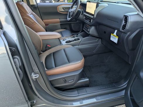 New 2025 Ford Bronco Sport Outer Banks w/ Outer Banks Tech Package+ AWD/4WD image 35