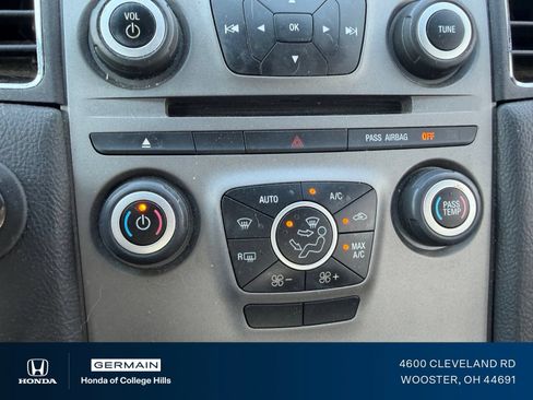 Used 2017 Ford Taurus SEL FWD image 22