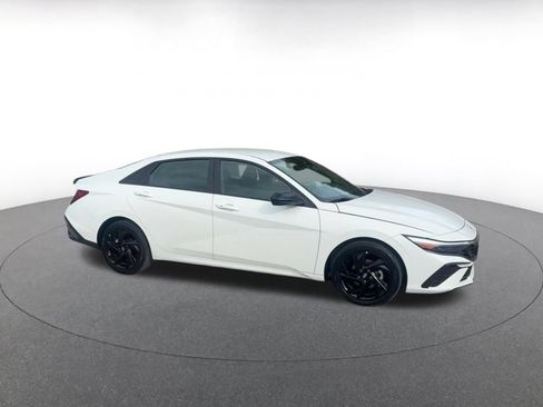 Used 2026 Hyundai Elantra Sport FWD image 2