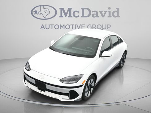Used 2024 Hyundai Ioniq 6 SEL RWD image 34