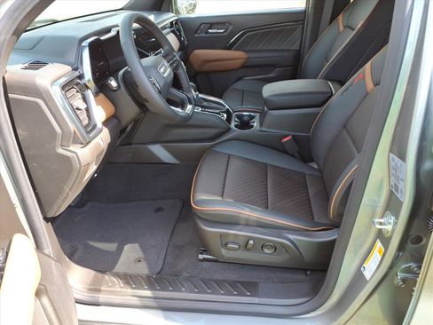 New 2026 GMC Canyon AT4 image 5