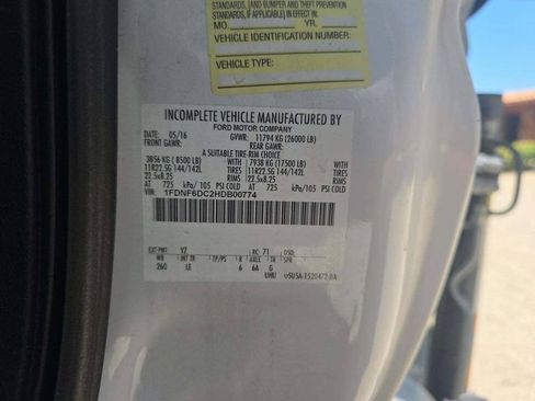 Used 2017 Ford F650 2WD Regular Cab Super Duty image 3