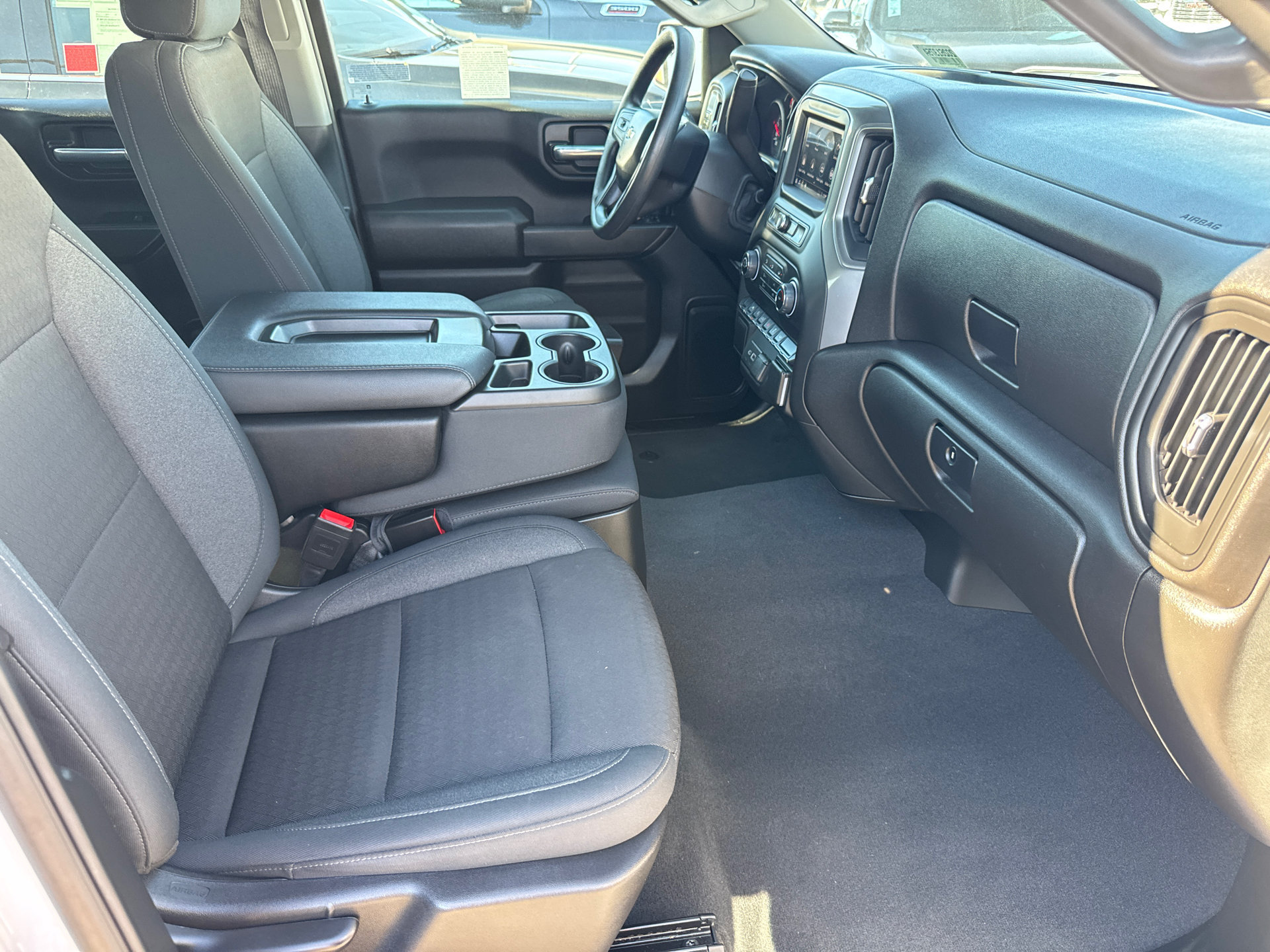 Used 2025 Chevrolet Silverado 1500 Custom RWD image 13