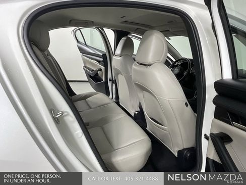 Used 2025 MAZDA MAZDA3 s image 15