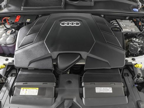 Used 2023 Audi Q7 3.0T Premium w/ Convenience Package AWD/4WD image 52