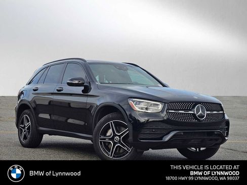Used 2022 Mercedes-Benz GLC 300 4MATIC image 1