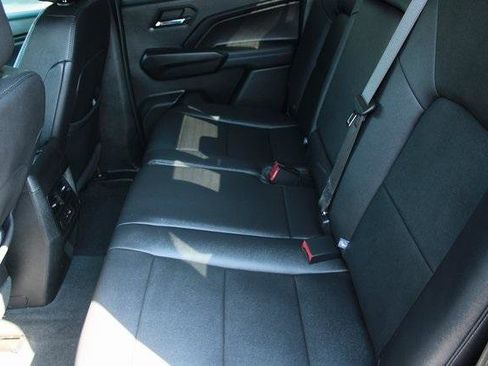 Used 2023 Chevrolet Colorado LT w/ LT Convenience Package III image 12