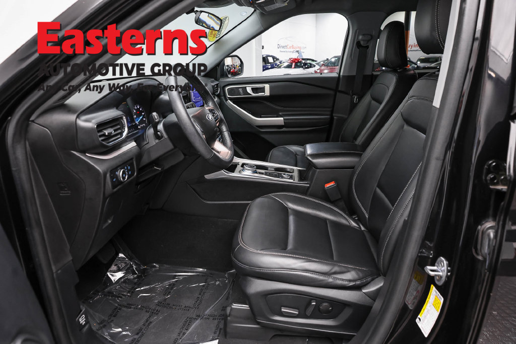 Used 2023 Ford Explorer XLT w/ Equipment Group 202A AWD/4WD image 15
