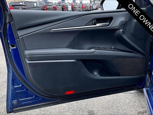 Used 2025 Toyota Camry SE image 19