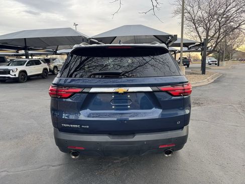Used 2023 Chevrolet Traverse LT image 4