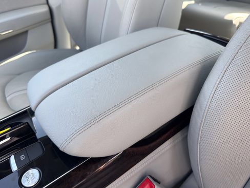 Used 2012 Audi A8 L 4.2 w/ Rear Seat Comfort Pkg AWD/4WD image 16