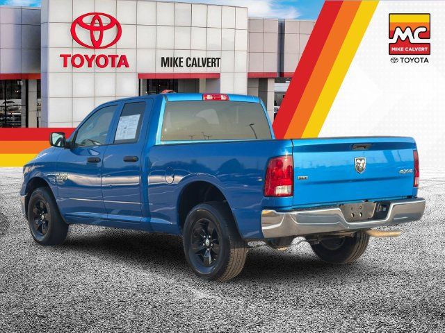Used 2024 RAM 1500 Classic SLT AWD/4WD image 3