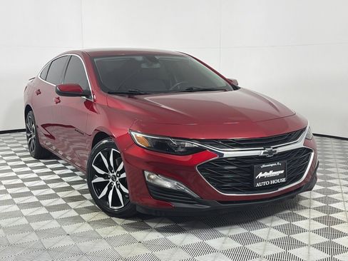 Used 2021 Chevrolet Malibu RS FWD image 2