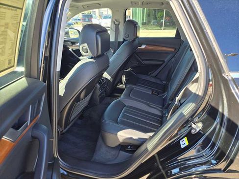 Used 2023 Audi Q5 2.0T Premium Plus w/ Premium Plus Package image 18