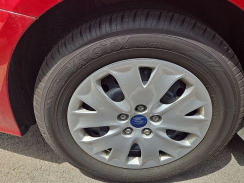 Used 2020 Ford Fusion S FWD image 5