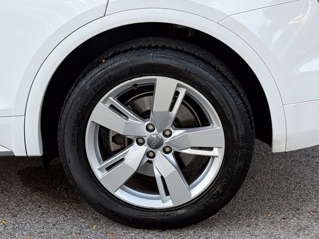Used 2019 Audi Q5 2.0T Premium Plus w/ Premium Plus Package AWD/4WD image 7