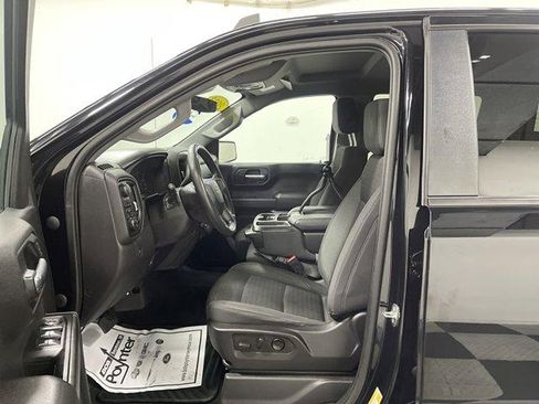 Used 2023 Chevrolet Silverado 1500 Custom Trail Boss AWD/4WD image 8