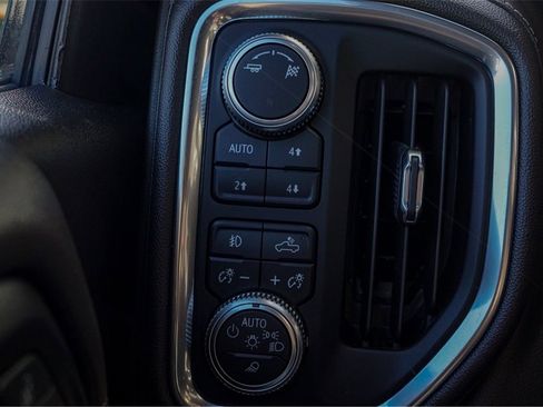 Used 2019 GMC Sierra 1500 SLT w/ SLT Premium Package image 16