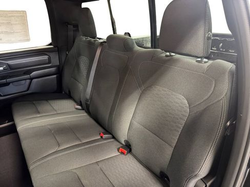 New 2026 RAM 1500 Express AWD/4WD image 16