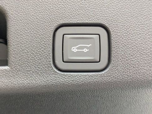 New 2026 Chevrolet Traverse LT w/ Sun and Wheel Package image 33