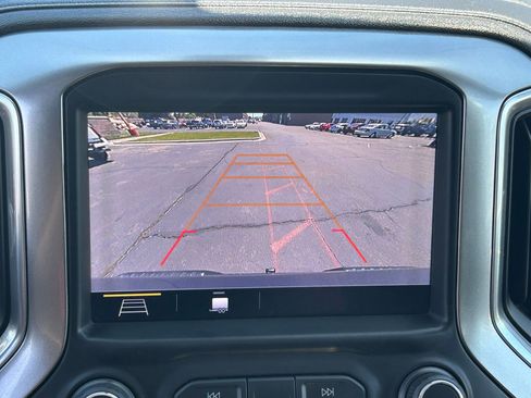 Used 2019 Chevrolet Silverado 1500 LT Trail Boss AWD/4WD image 21