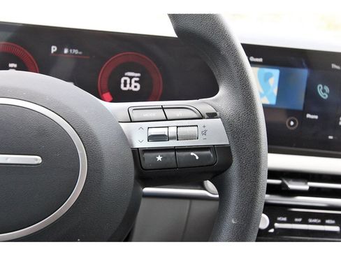 Certified 2025 Hyundai Tucson SEL FWD image 20
