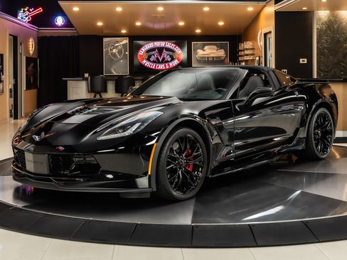Used 2018 Chevrolet Corvette Z06 RWD image 1