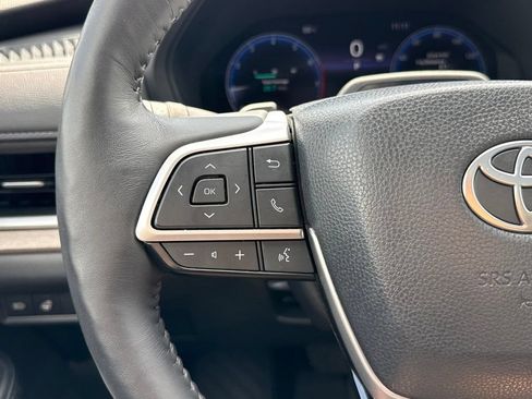 Used 2025 Toyota Grand Highlander AWD image 41