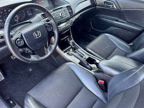 Used 2016 Honda Accord Sport image 4