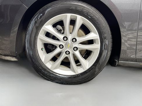 Used 2016 Chevrolet Malibu LT image 14