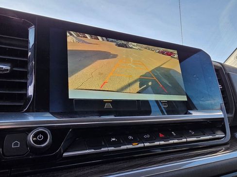 Used 2023 Chevrolet Silverado 1500 LT Trail Boss w/ Protection Package image 16