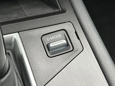 New 2026 Nissan Kicks S image 21