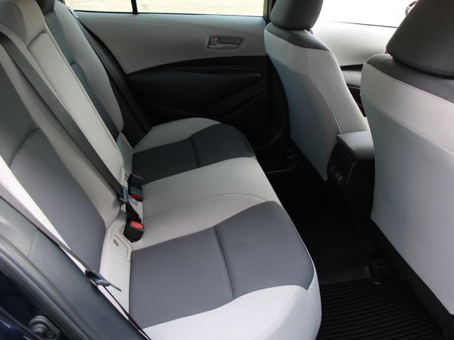 Used 2024 Toyota Corolla LE FWD image 28