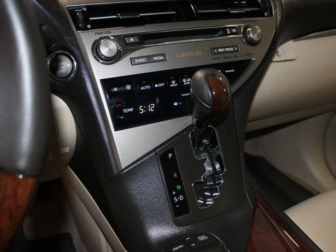 Used 2013 Lexus RX 350 AWD w/ Navigation Pkg image 18