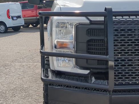 Used 2024 Ford F350 XL w/ XL Driver Assist Package image 8