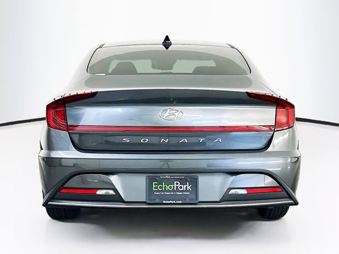 Used 2023 Hyundai Sonata SE FWD image 7