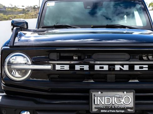 Used 2022 Ford Bronco Outer Banks w/ Sasquatch Package image 9