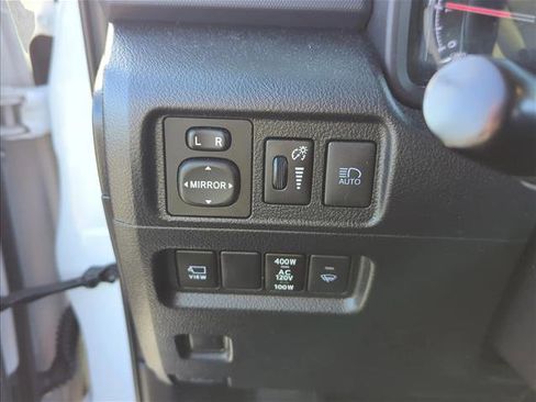 Used 2024 Toyota 4Runner Limited image 11
