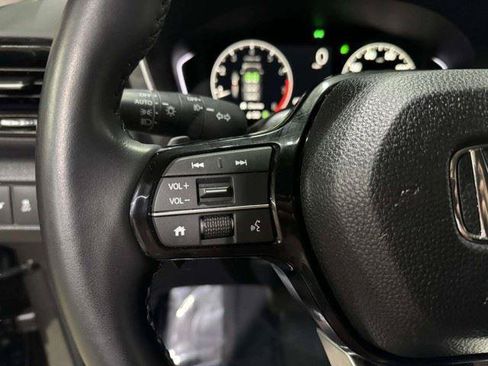 Used 2025 Honda Pilot EX-L image 28