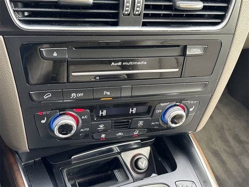 Used 2017 Audi Q5 2.0T Premium Plus image 30