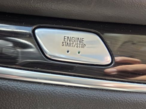 Used 2024 Buick Enclave Essence w/ Experience Buick Package image 24