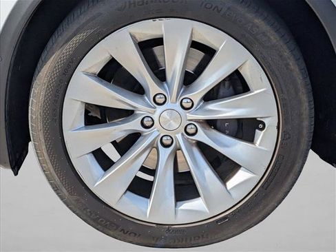 Used 2020 Tesla Model X Long Range AWD/4WD image 10