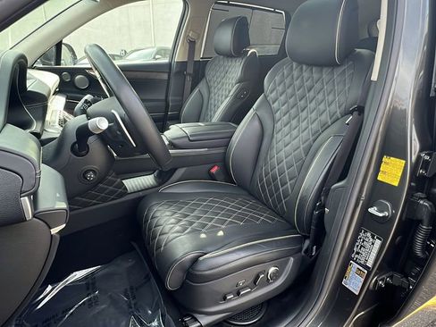 Used 2024 Genesis GV80 3.5T w/ Prestige Package image 26