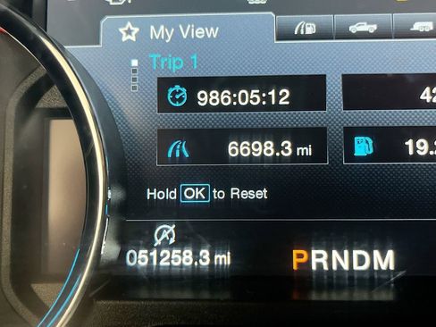 Used 2020 Ford F150 Lariat image 12