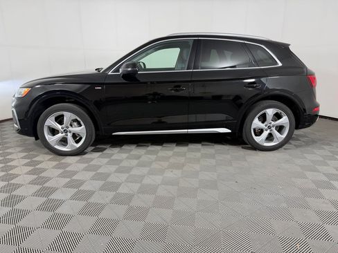 Used 2023 Audi Q5 2.0T Prestige w/ Prestige Package AWD/4WD image 2