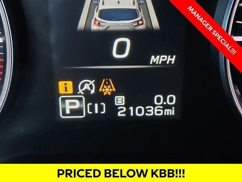 Used 2024 Subaru Crosstrek 2.0i Premium image 6