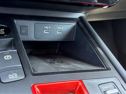 New 2026 Nissan Kicks SR FWD image 32