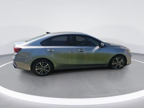 Used 2024 Kia Forte LXS FWD image 6