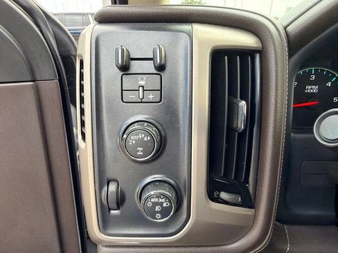 Used 2017 GMC Sierra 1500 Denali AWD/4WD image 19